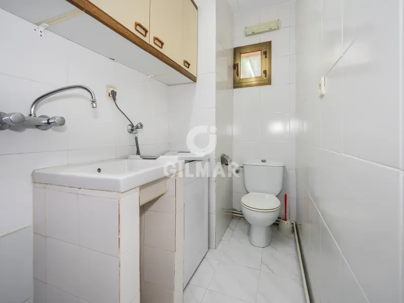 Semi-detached house in Peñagrande - Madrid