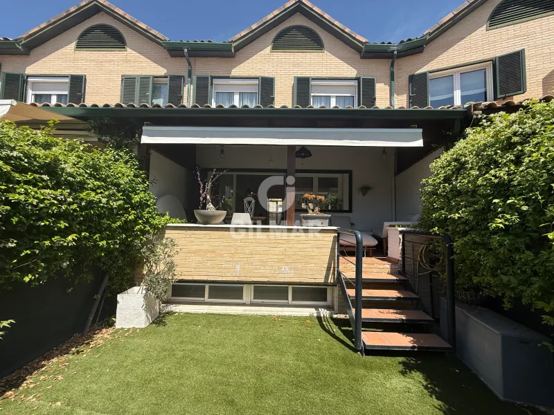 Townhouse in Fuente del Fresno - Madrid
