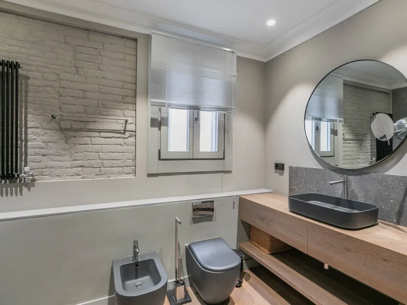 Stylish Flat in Eixample, Steps from Passeig de Gracia, Barcelona