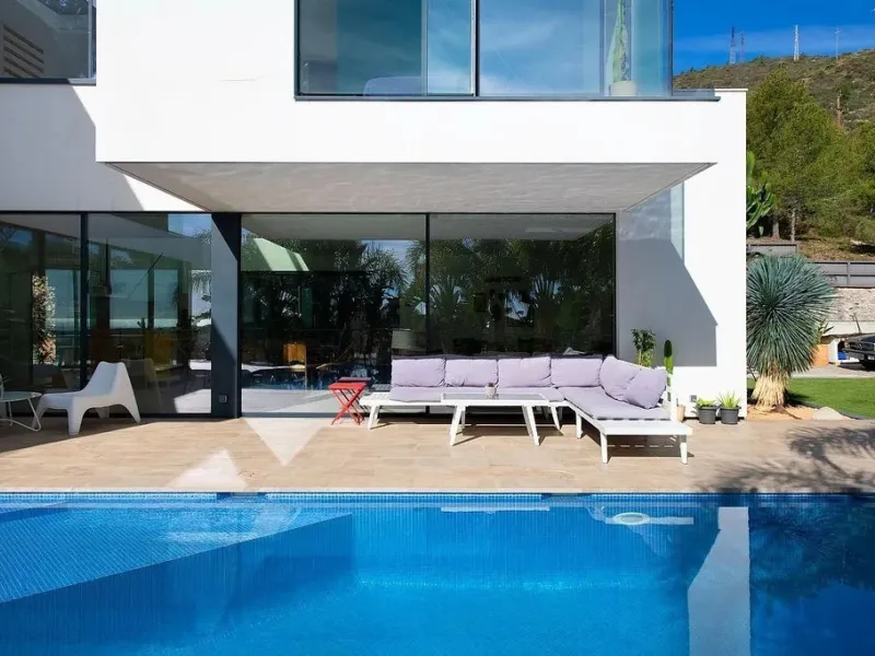 Modern Designer Villa with Pool and Views in Montemar Alto, Castelldefels, Barcelona