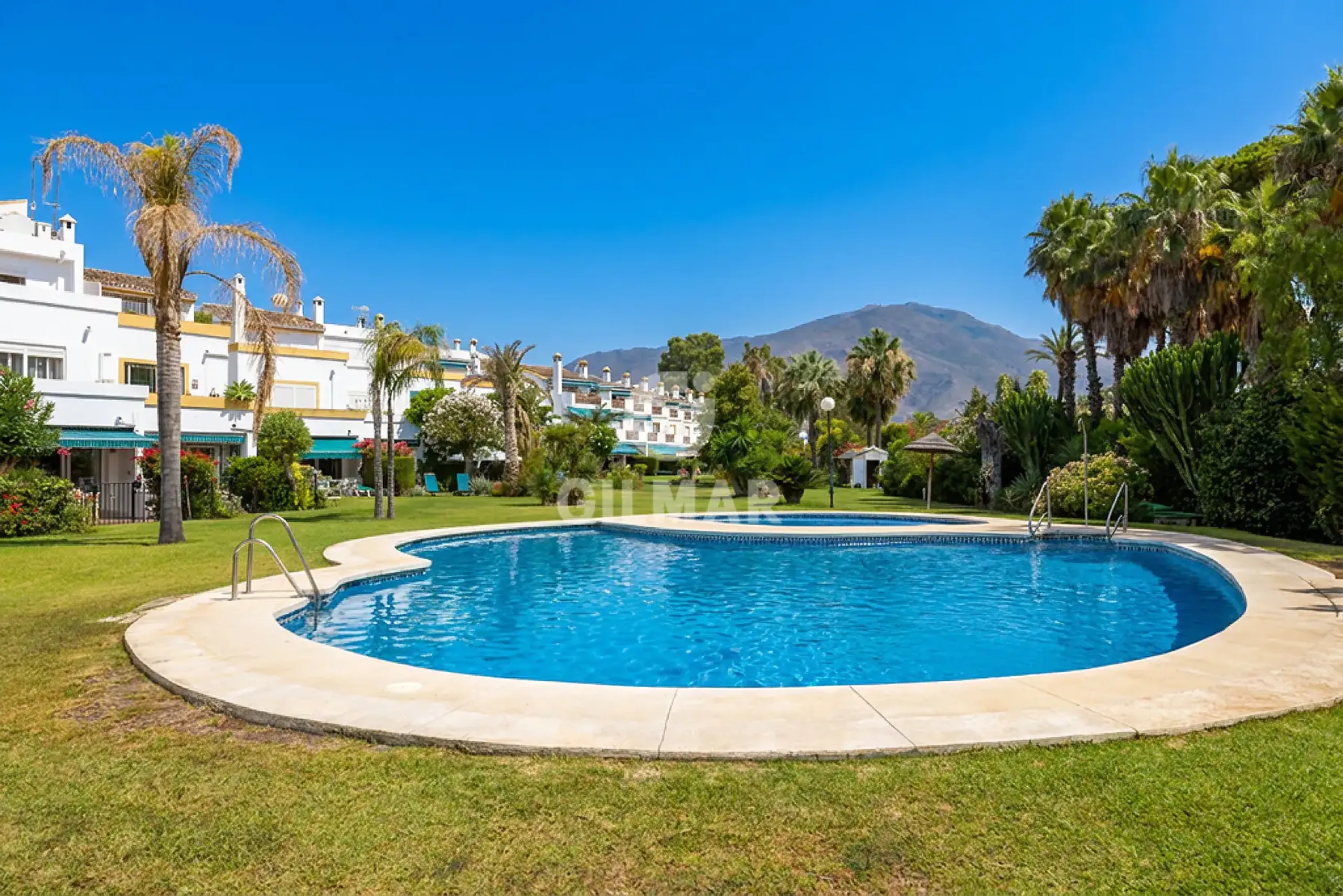 Townhouse in Estepona Oeste - Málaga