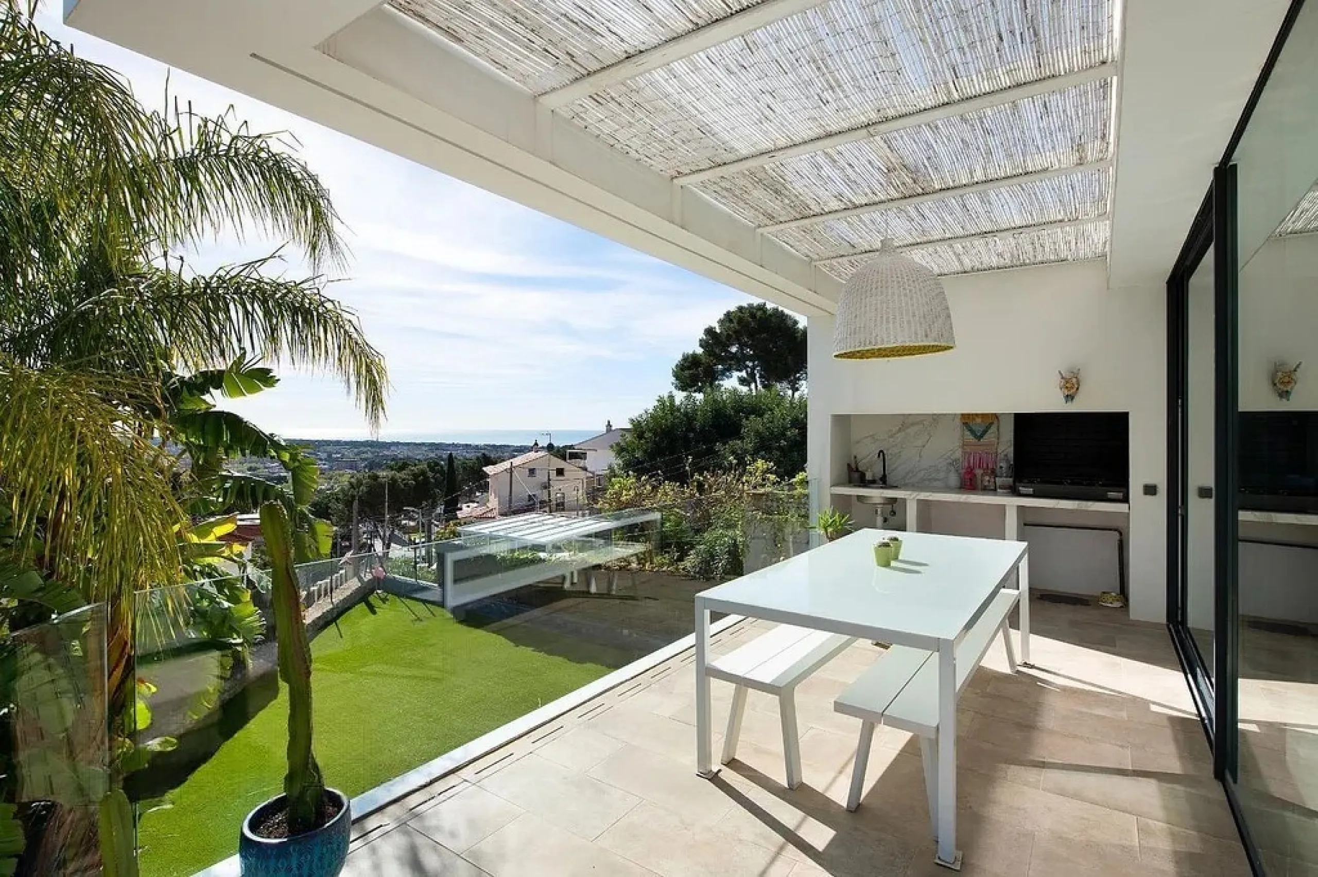 Modern Designer Villa with Pool and Views in Montemar Alto, Castelldefels, Barcelona