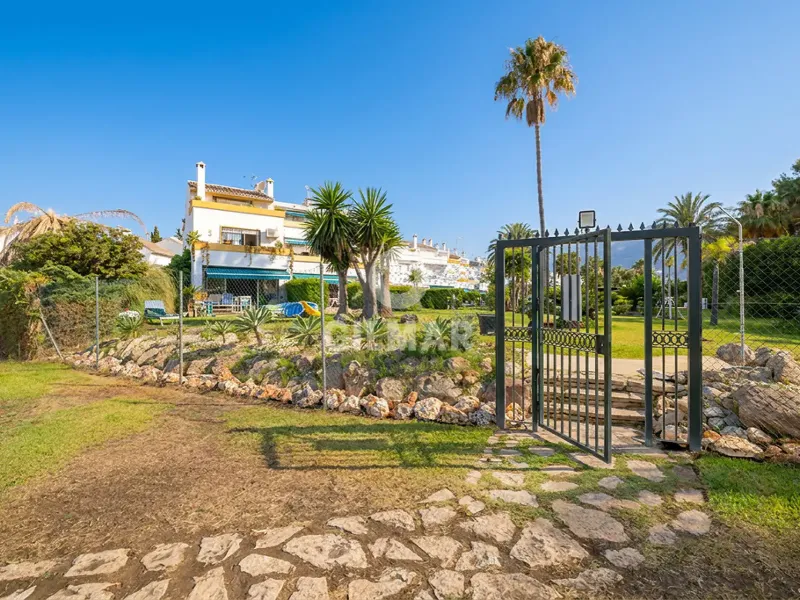 Townhouse in Estepona Oeste - Málaga