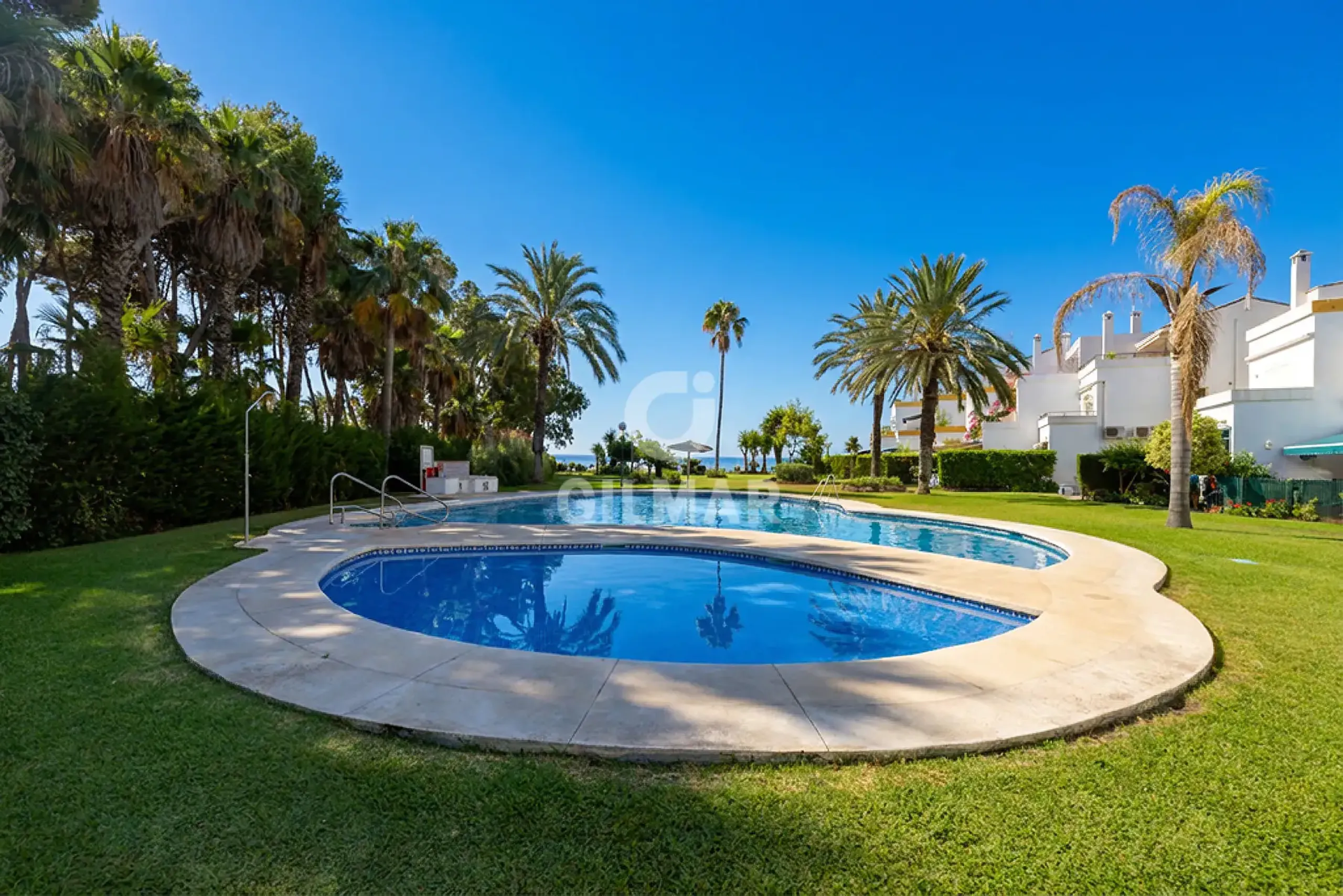 Townhouse in Estepona Oeste - Málaga