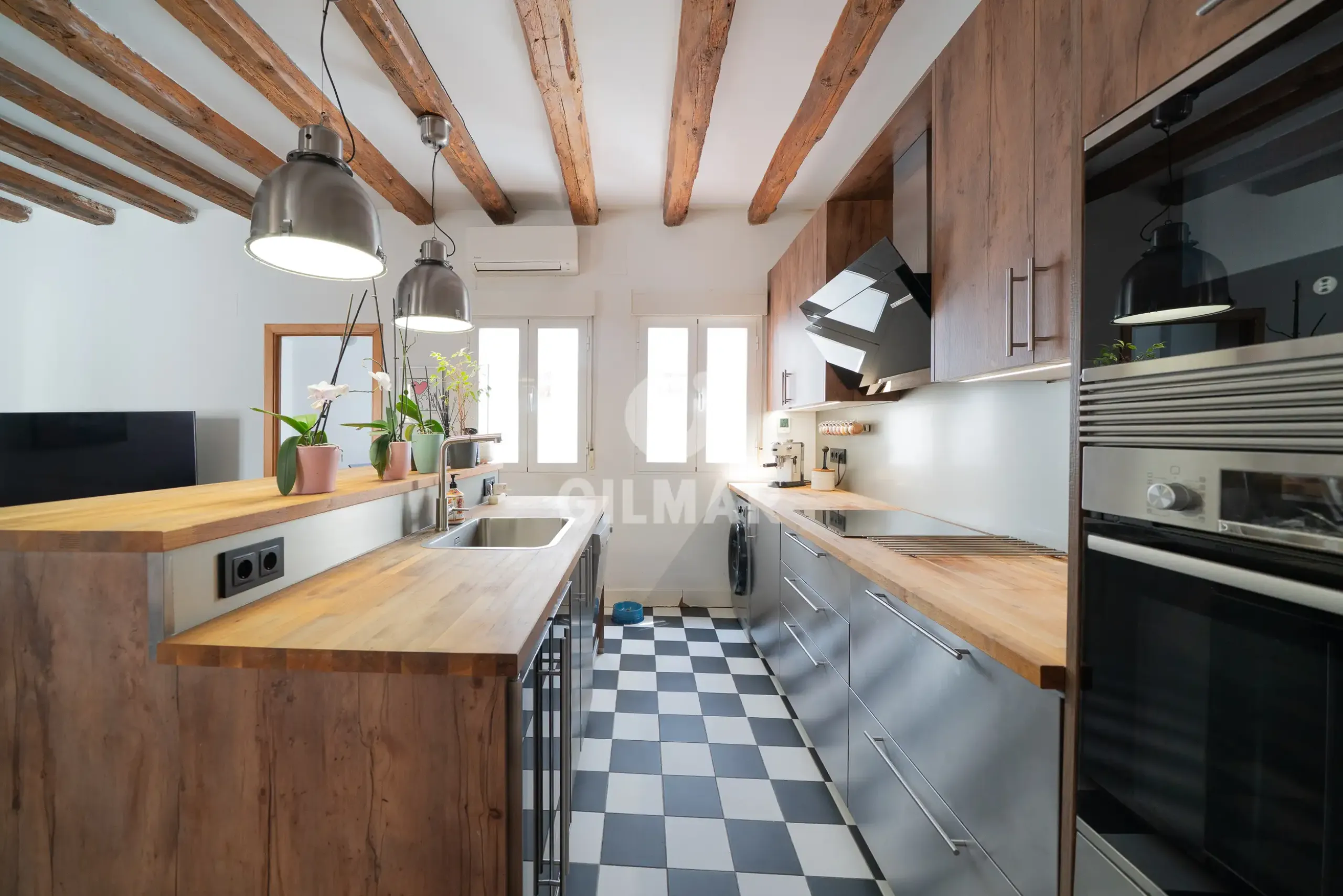 Duplex penthouse in Justicia - Madrid