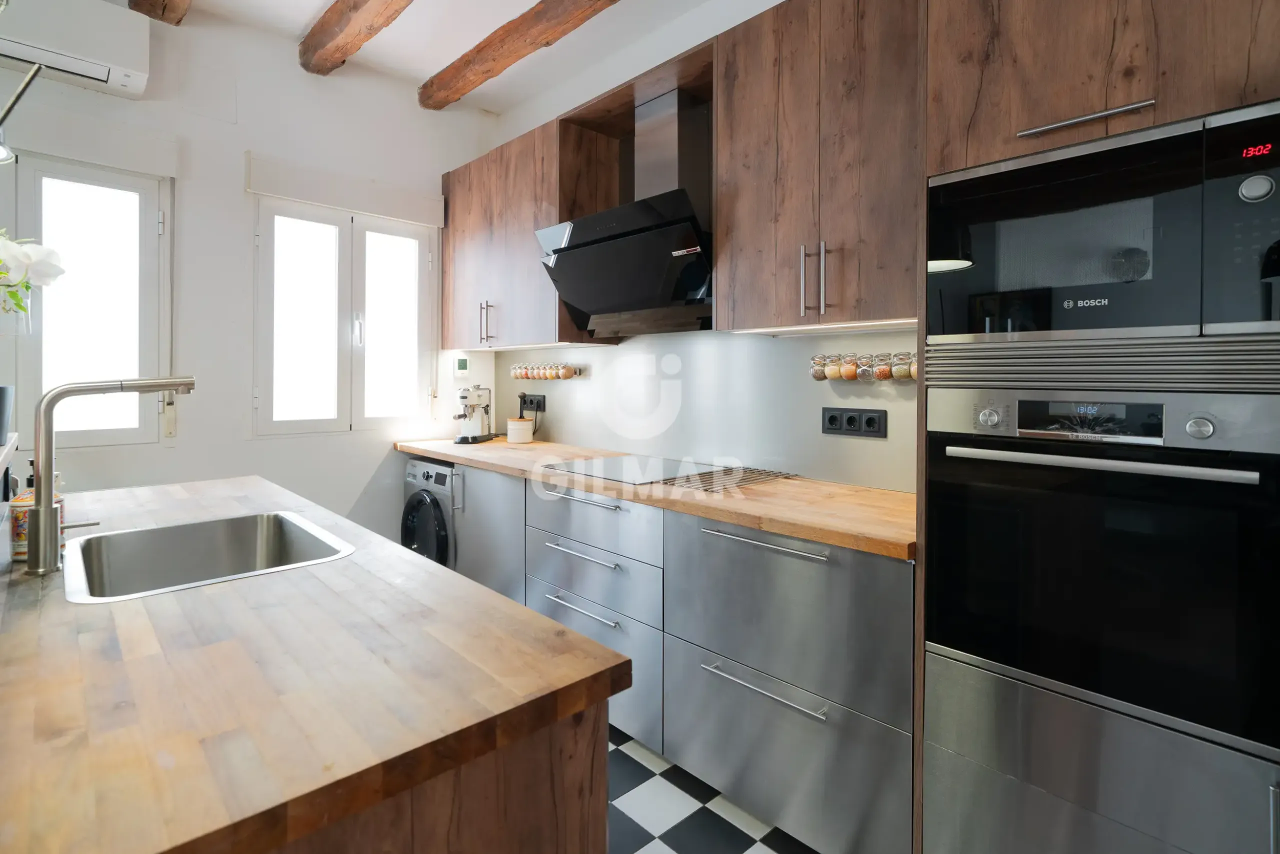 Duplex penthouse in Justicia - Madrid