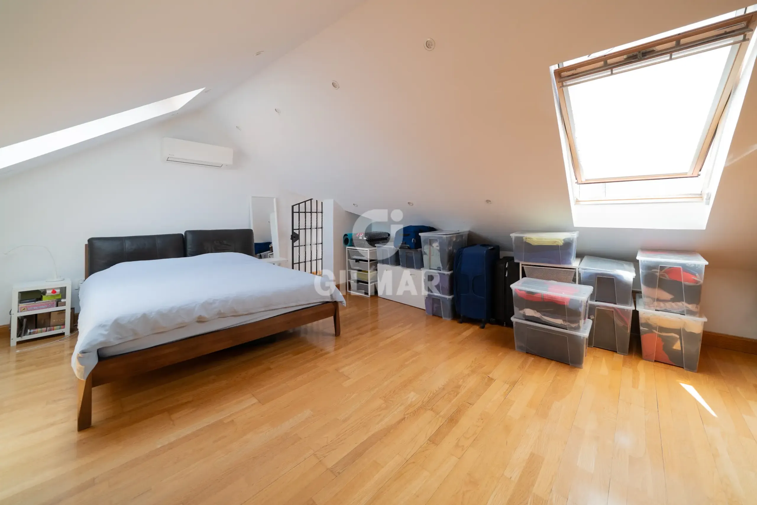 Duplex penthouse in Justicia - Madrid