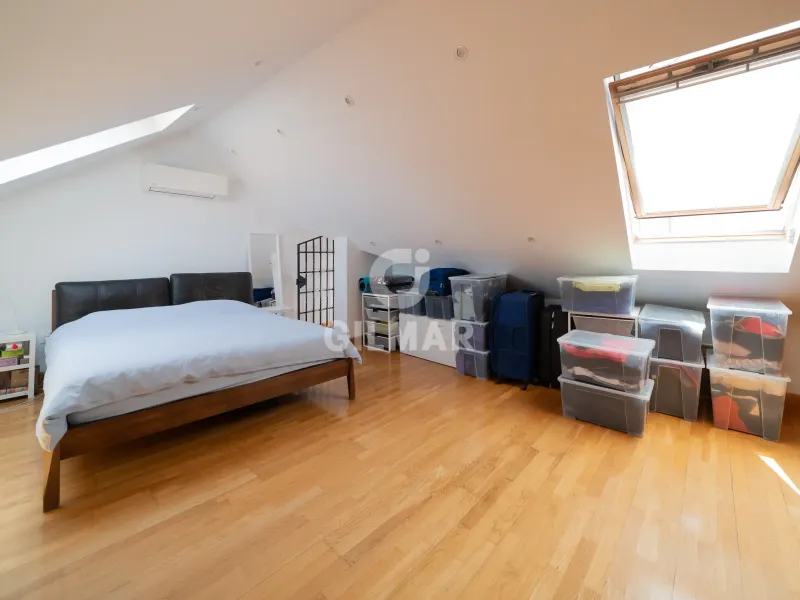 Duplex penthouse in Justicia - Madrid