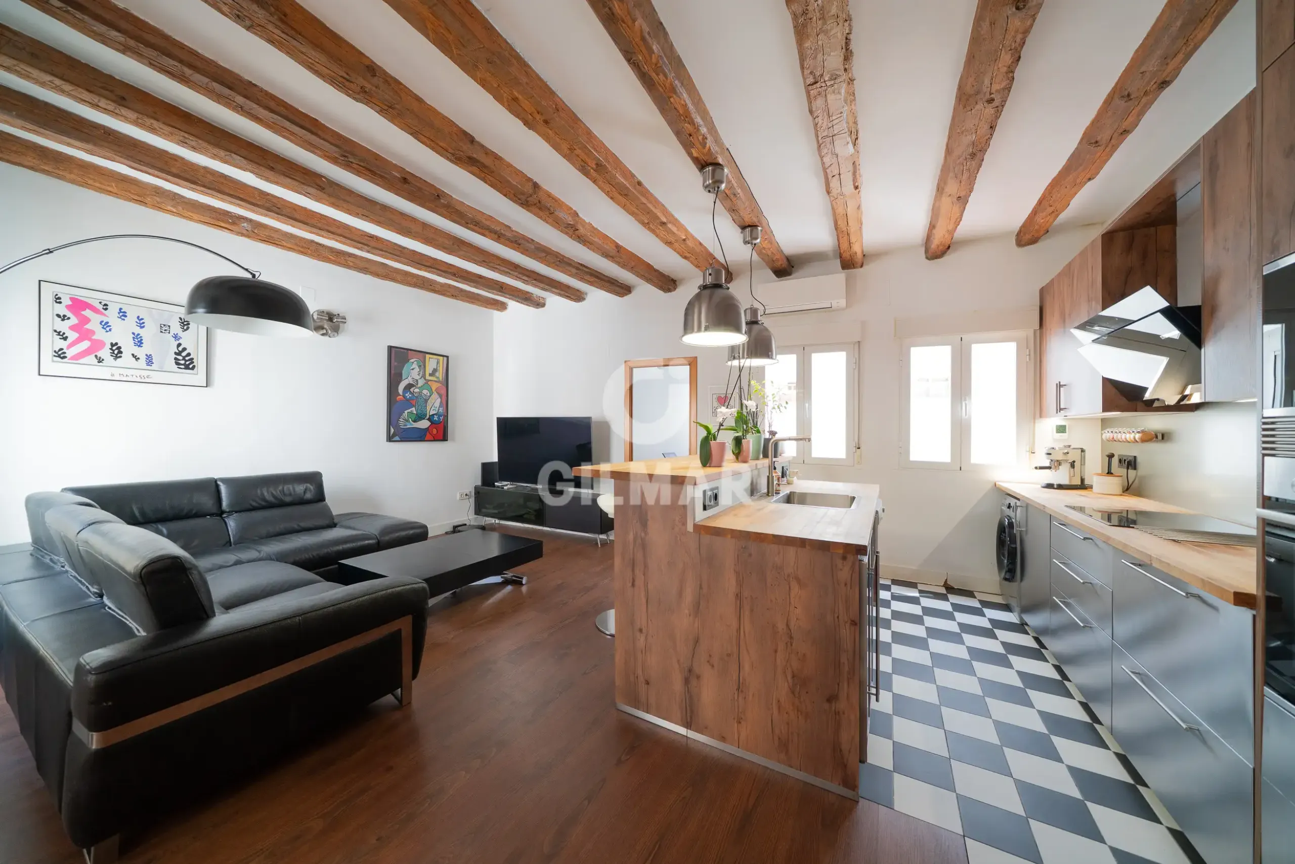 Duplex penthouse in Justicia - Madrid