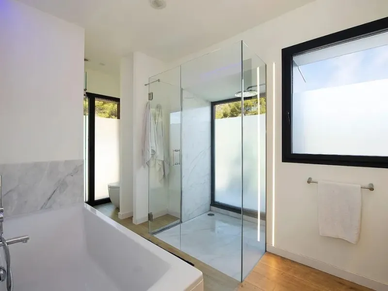 Modern Designer Villa with Pool and Views in Montemar Alto, Castelldefels, Barcelona