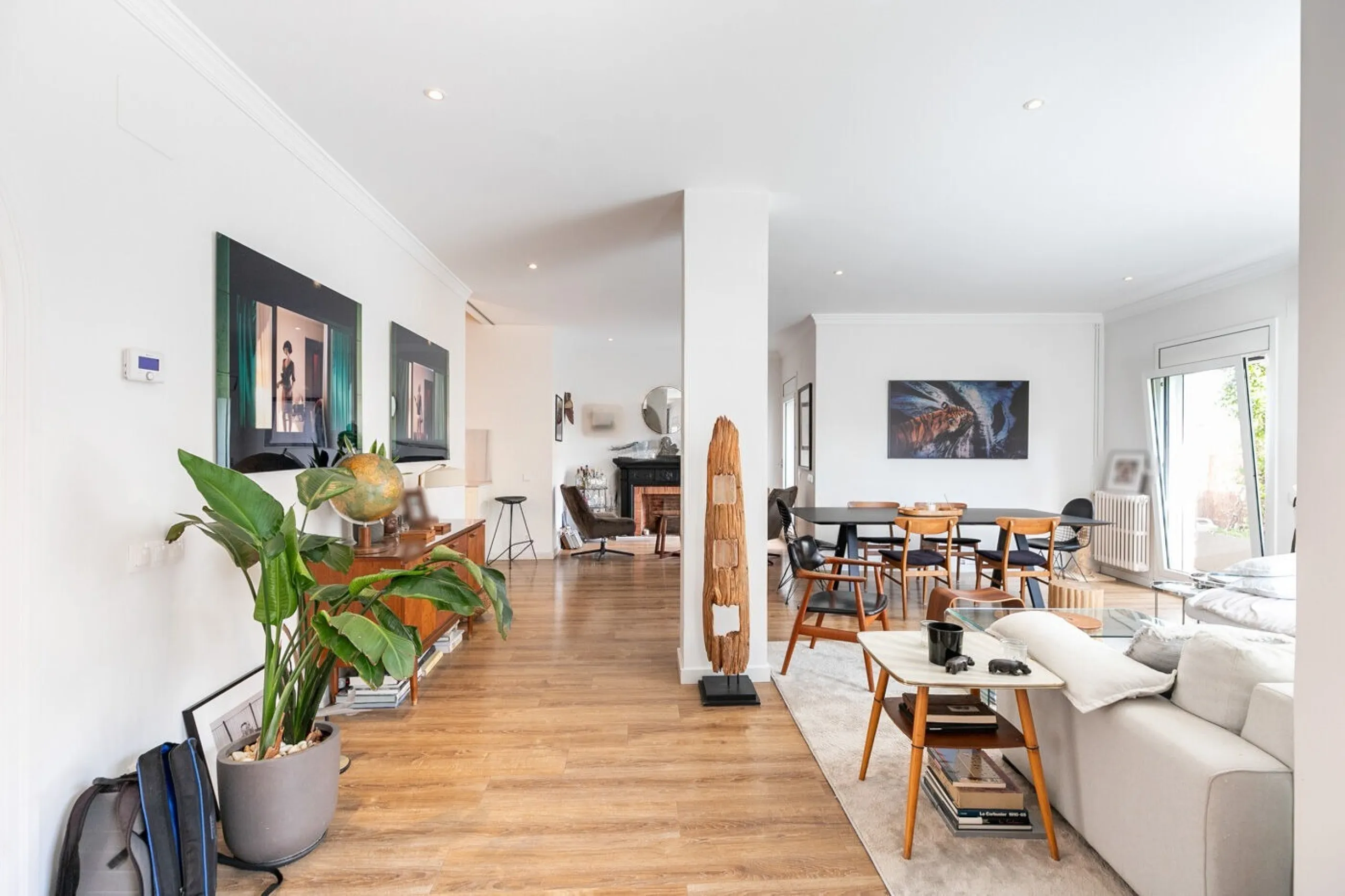 Refurbished Penthouse in Calle Laforja – Turó Parc Area, Barcelona