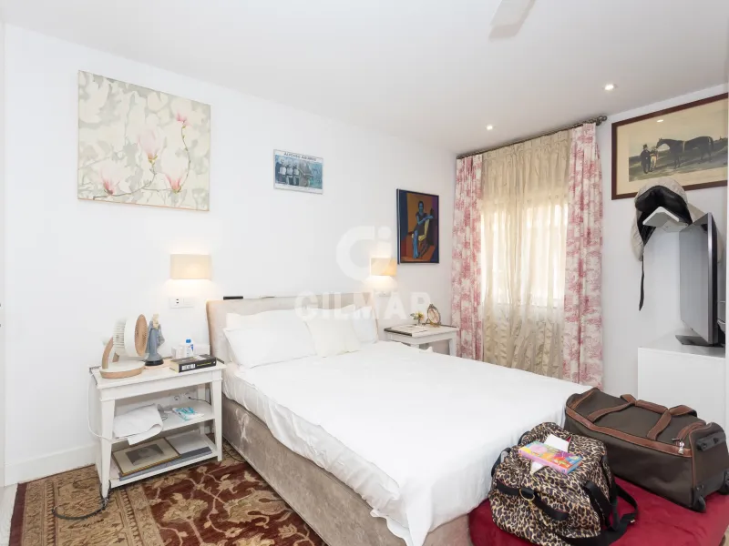 Apartment in Jerónimos - Madrid