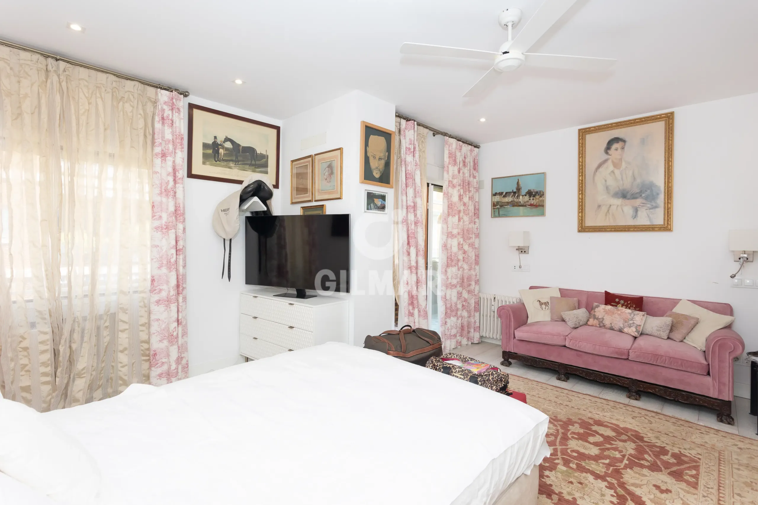 Apartment in Jerónimos - Madrid