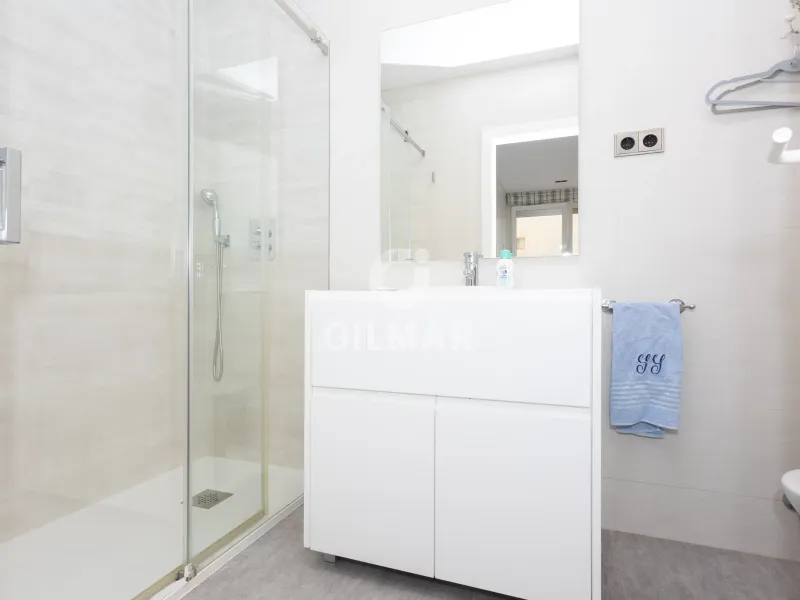 Apartment in Jerónimos - Madrid