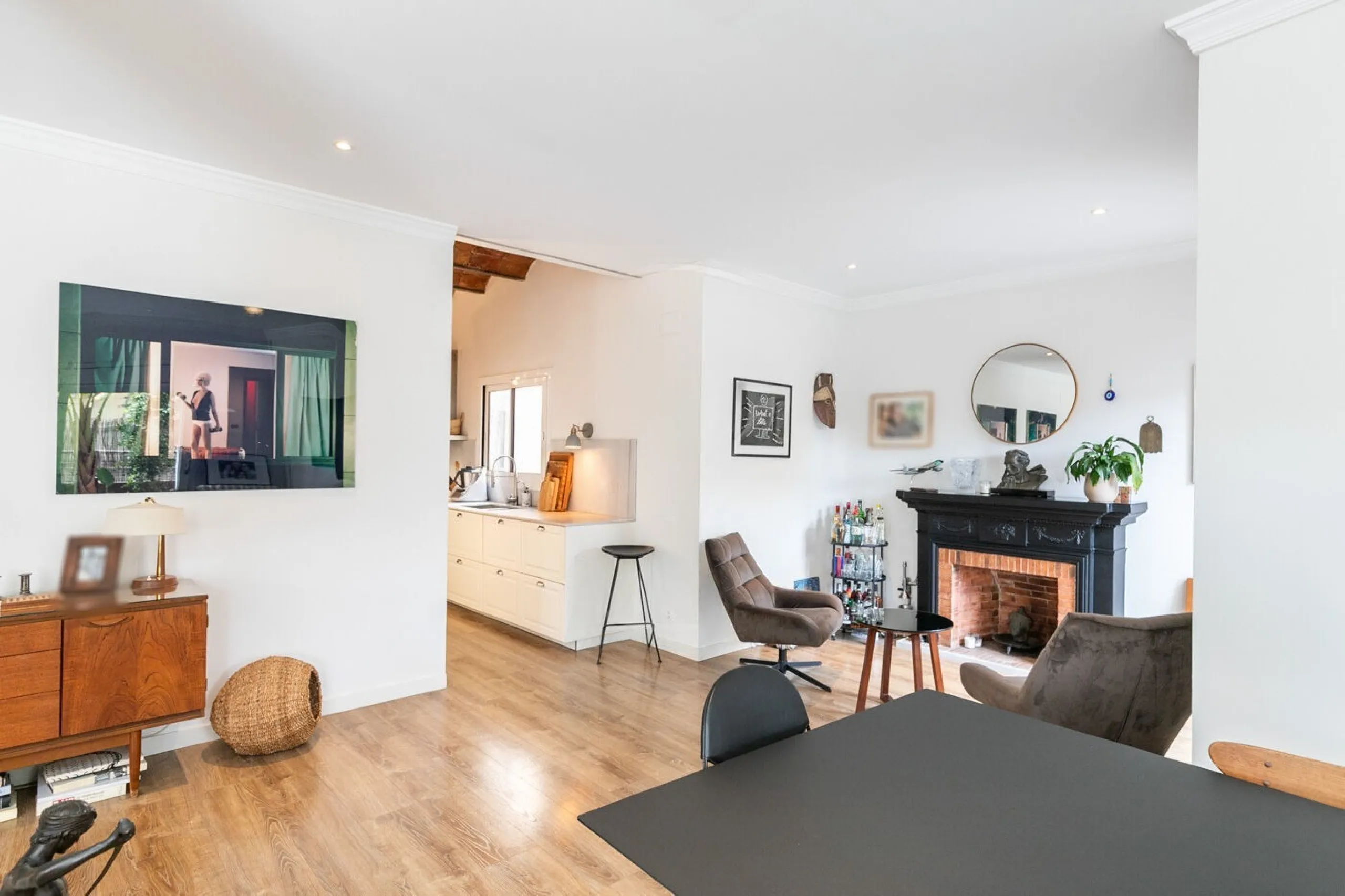 Refurbished Penthouse in Calle Laforja – Turó Parc Area, Barcelona