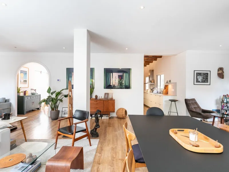 Refurbished Penthouse in Calle Laforja – Turó Parc Area, Barcelona