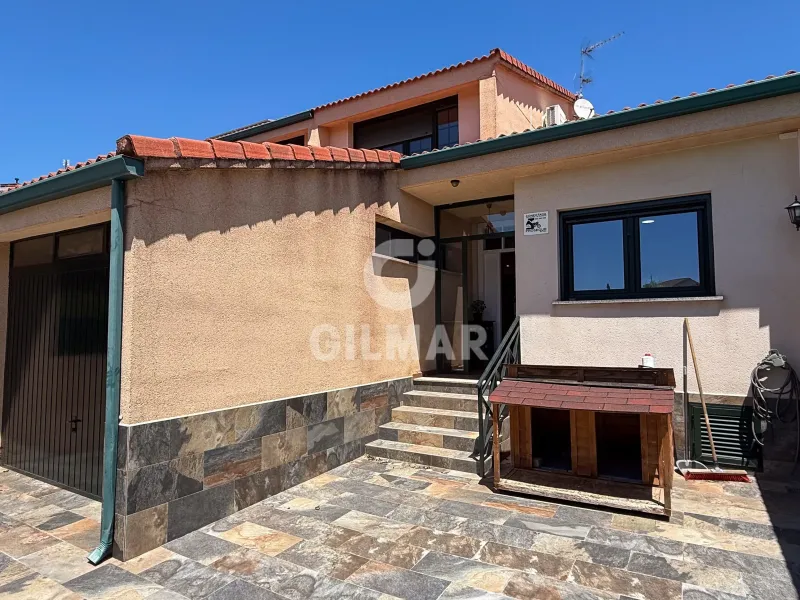 Semi-detached house in Guadarrama - Madrid