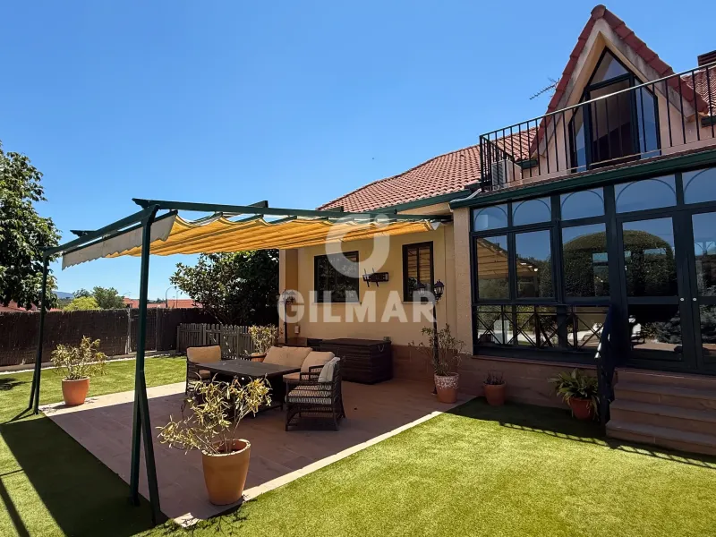 Semi-detached house in Guadarrama - Madrid