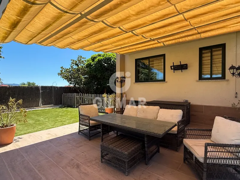 Semi-detached house in Guadarrama - Madrid