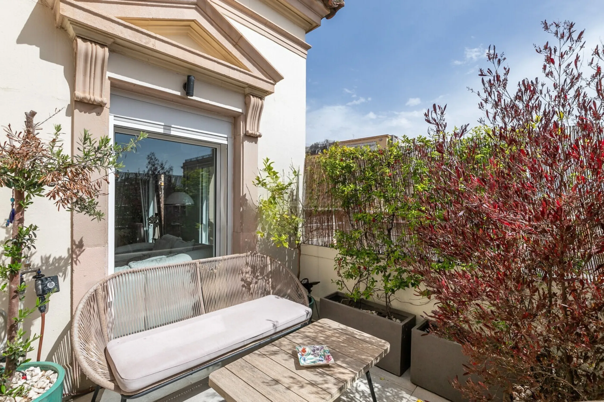 Refurbished Penthouse in Calle Laforja – Turó Parc Area, Barcelona