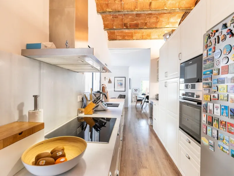 Refurbished Penthouse in Calle Laforja – Turó Parc Area, Barcelona