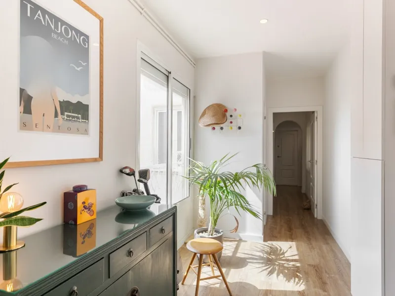 Refurbished Penthouse in Calle Laforja – Turó Parc Area, Barcelona