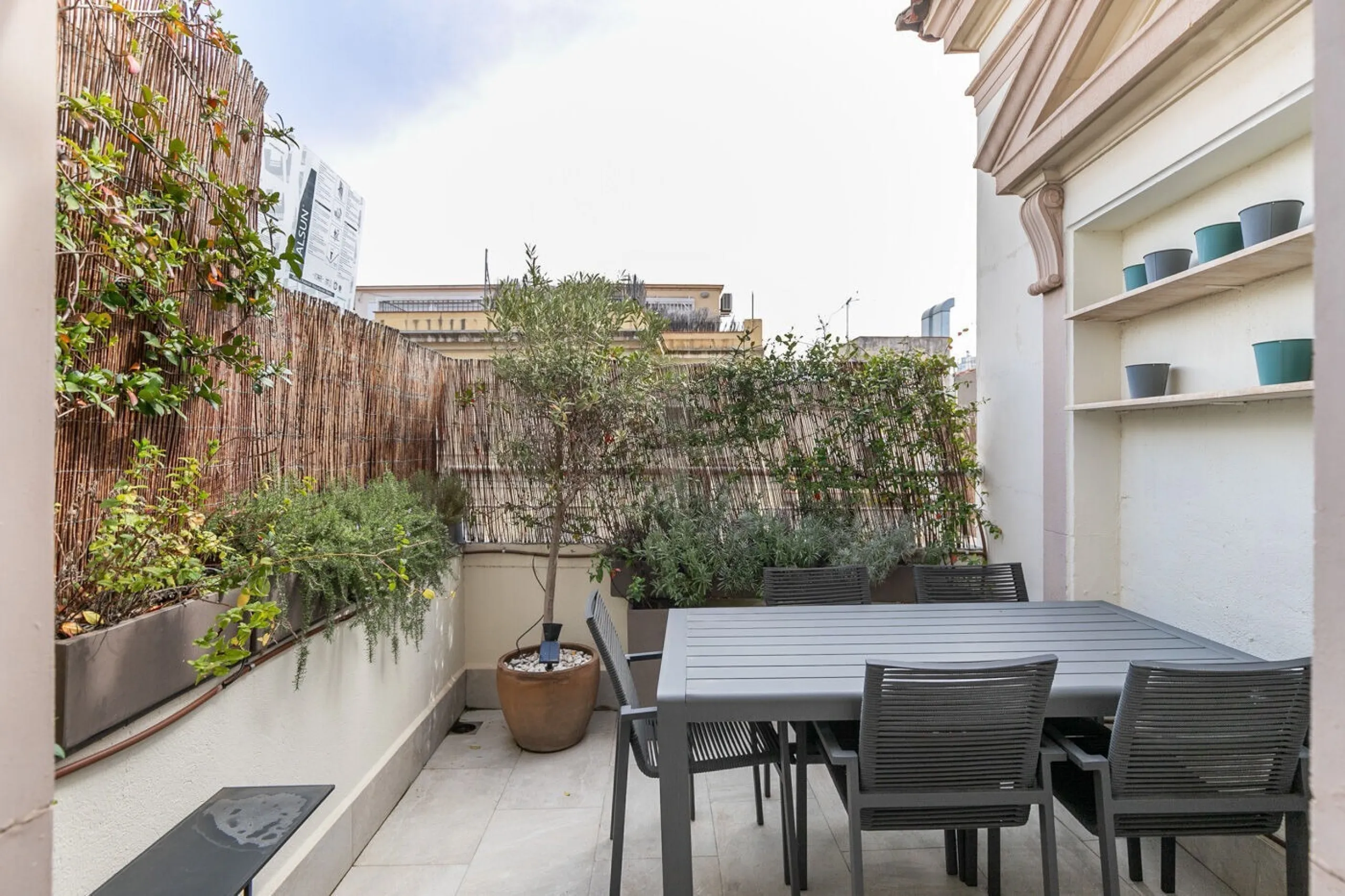 Refurbished Penthouse in Calle Laforja – Turó Parc Area, Barcelona