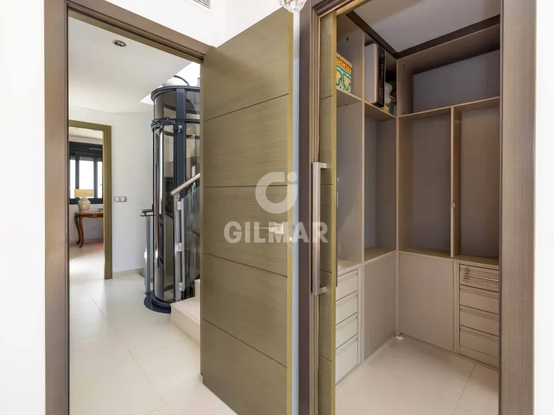 Townhouse in Marbella Ciudad - Málaga