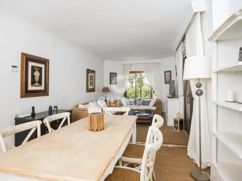 Duplex penthouse in Marbella Este - Málaga