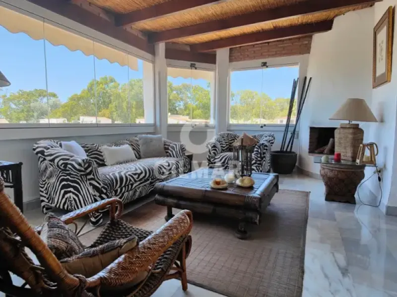 Duplex penthouse in Marbella Este - Málaga