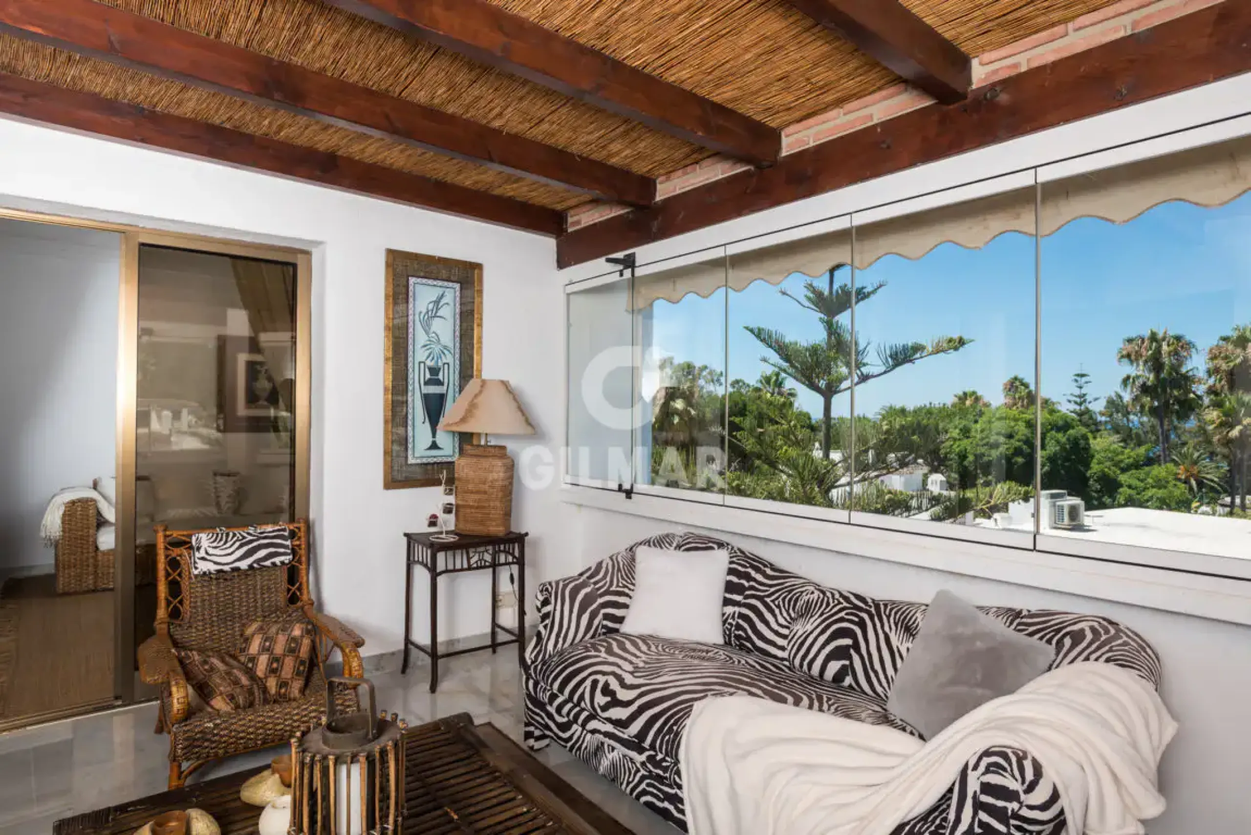 Duplex penthouse in Marbella Este - Málaga
