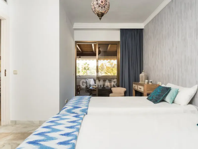 Duplex penthouse in Marbella Este - Málaga