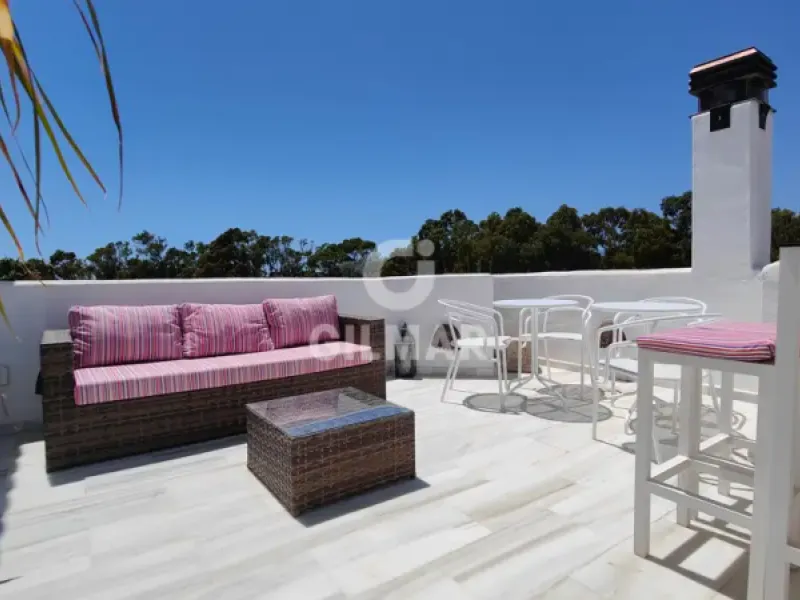Duplex penthouse in Marbella Este - Málaga