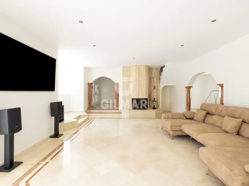 Villa in Estepona Este - Málaga