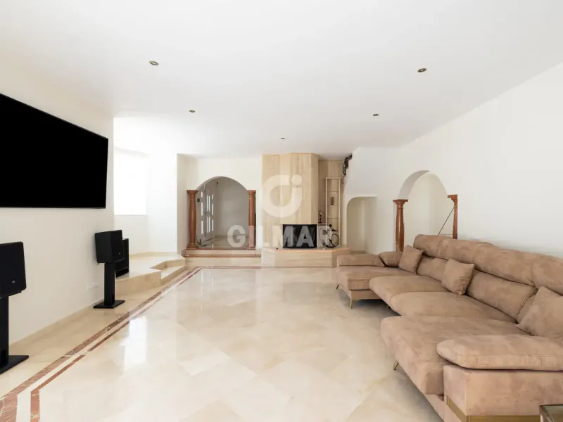 Villa in Estepona Este - Málaga