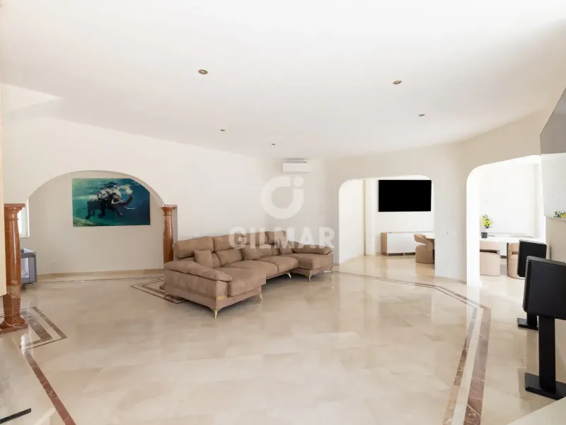 Villa in Estepona Este - Málaga