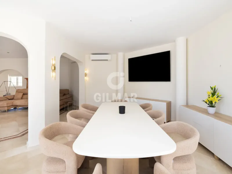 Villa in Estepona Este - Málaga