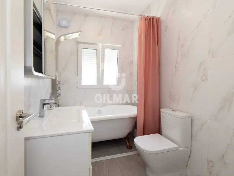 Villa in Estepona Este - Málaga