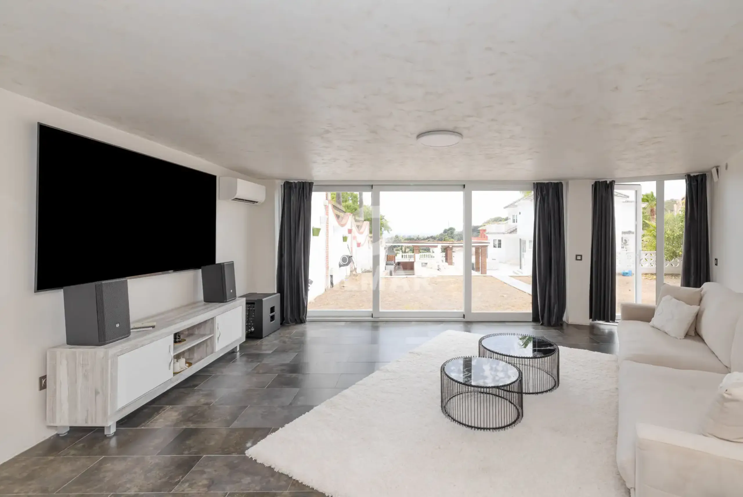 Villa in Estepona Este - Málaga