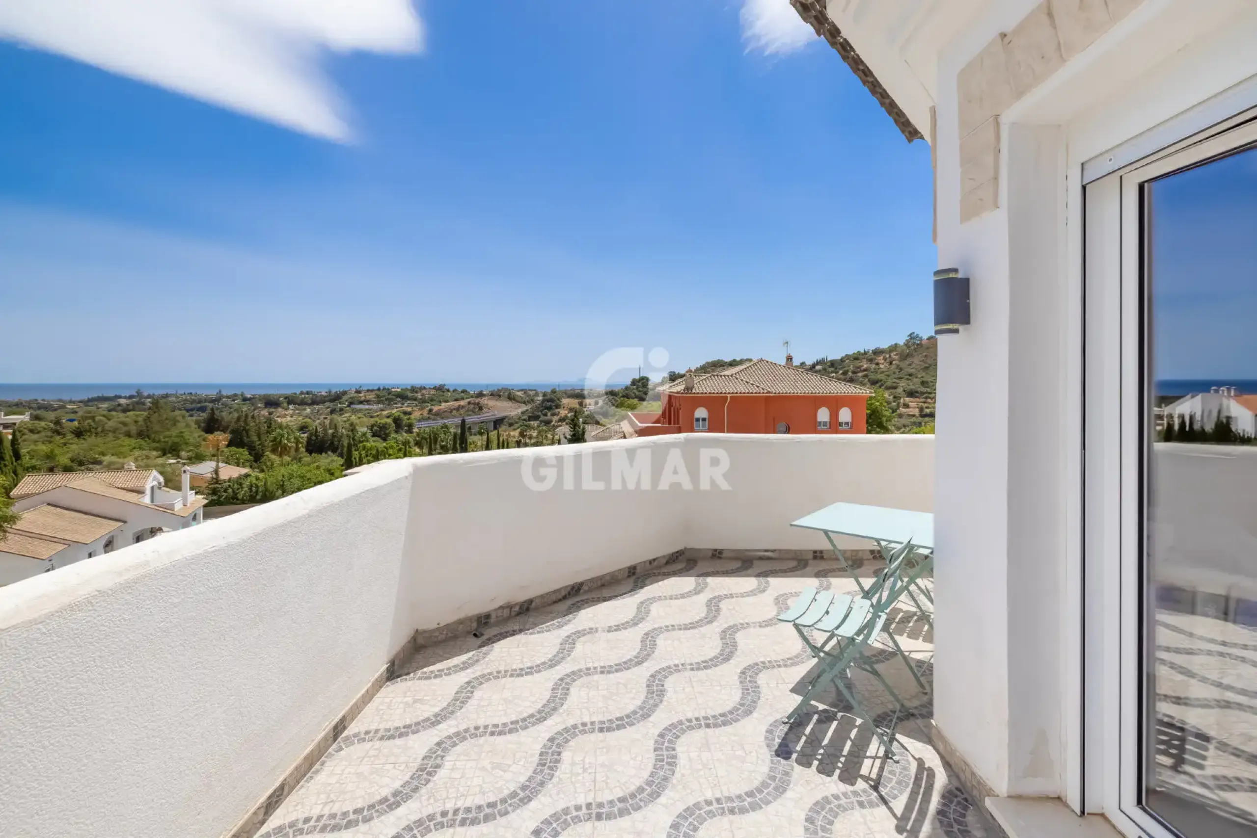 Villa in Estepona Este - Málaga