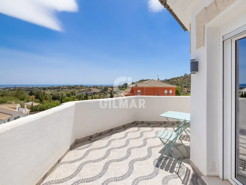 Villa in Estepona Este - Málaga