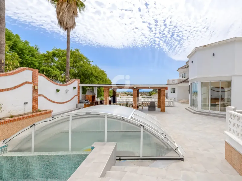 Villa in Estepona Este - Málaga