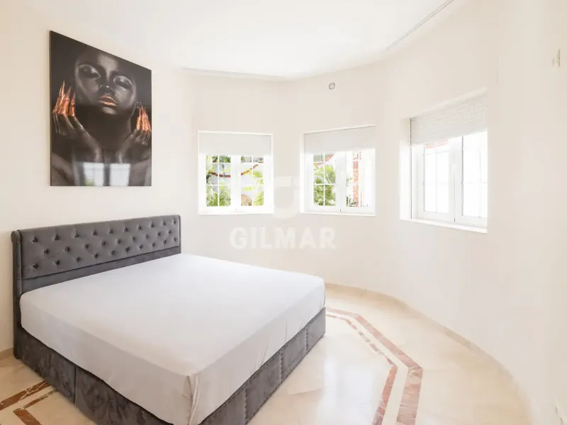Villa in Estepona Este - Málaga