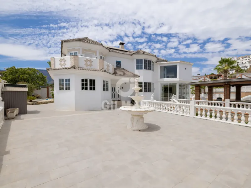 Villa in Estepona Este - Málaga