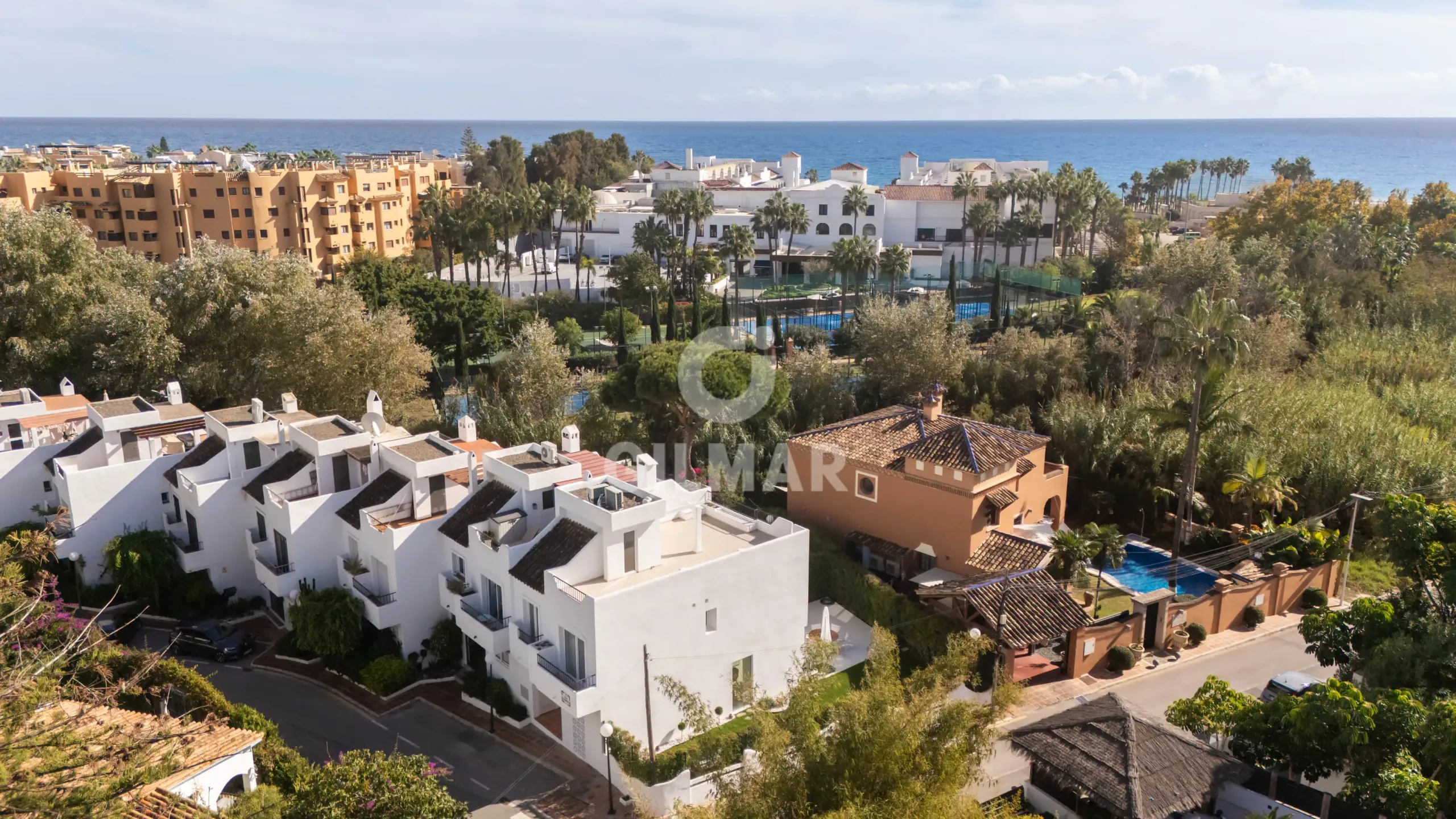 Semi-detached house in Estepona Este - Málaga