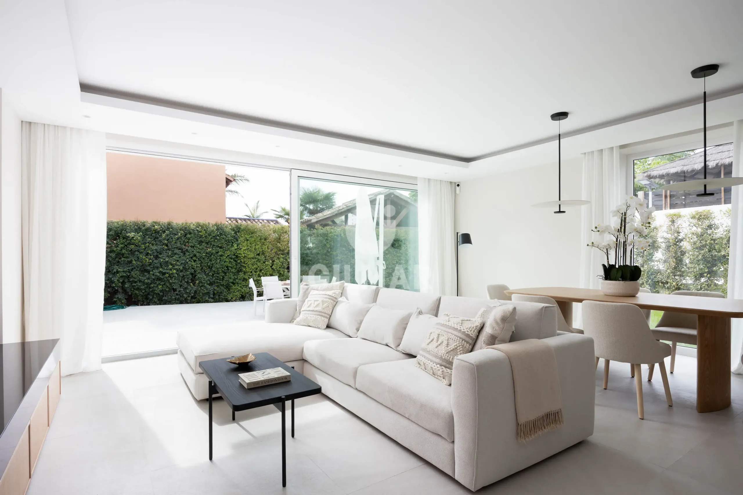 Semi-detached house in Estepona Este - Málaga