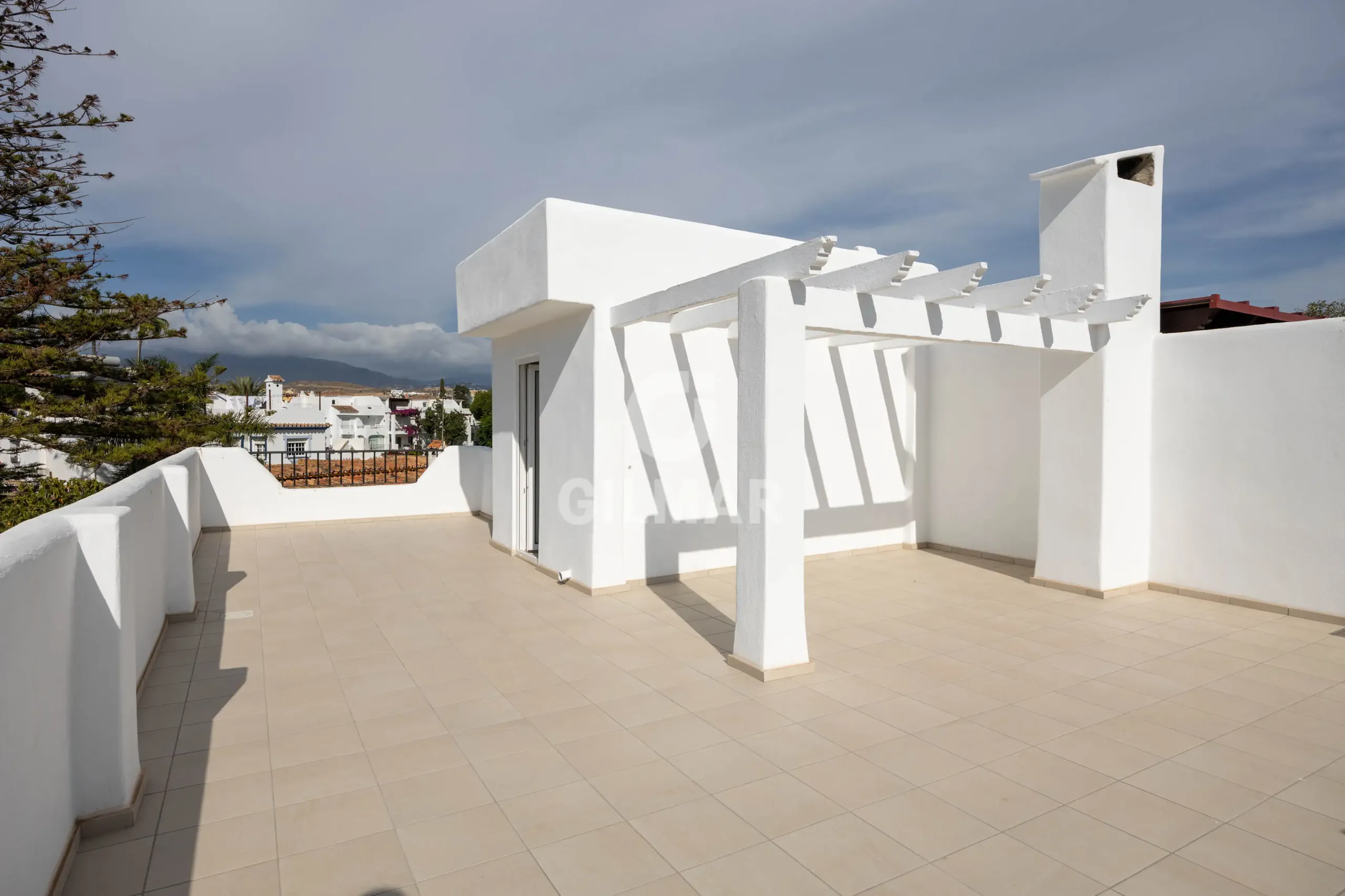 Semi-detached house in Estepona Este - Málaga