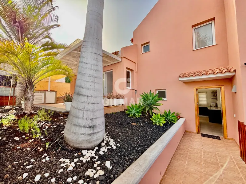 Semi-detached house in Adeje - Santa Cruz de Tenerife