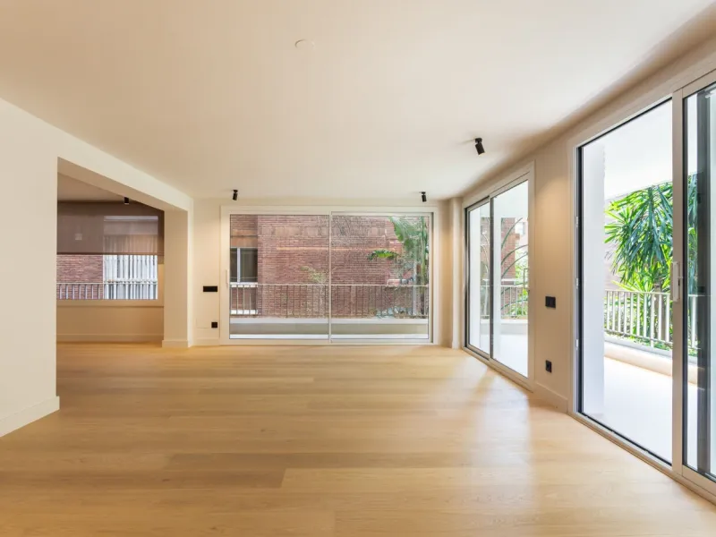 Elegant New Home in Turó Park with Terrace and Parking, Barcelona