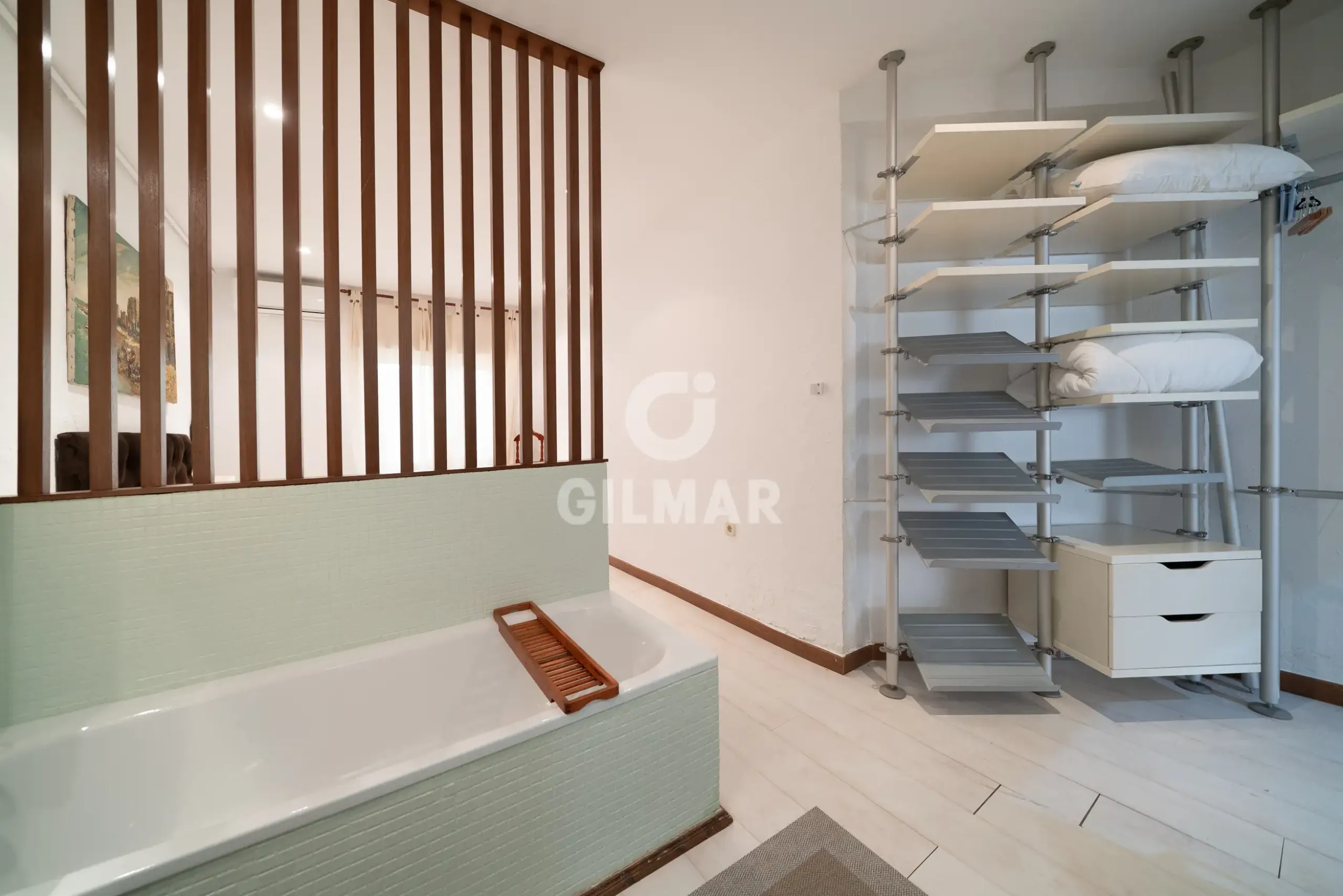 Apartment in Nueva España - Madrid